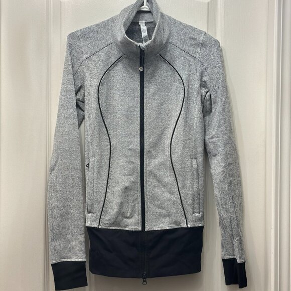 LIKE NEW Lululemon Define Nice Asana Herringbone Tweed Jacket size 4 Coat LOLE - Picture 2 of 15